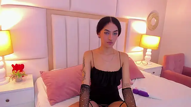 EllaBennet online show from 02/23/25, 08:17