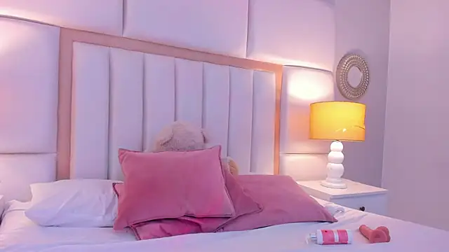 EllaBennet online show from 03/16/25, 08:21