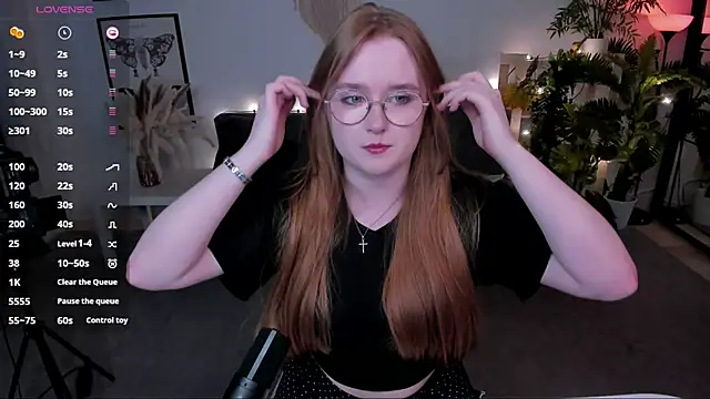 bonnie wright online show from 06/10/26, 04:08