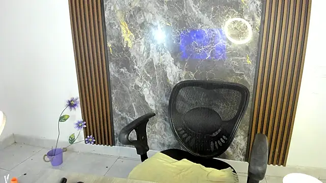 nicol jone1 online show from 11/08/25, 11:08