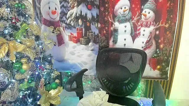 nicol jone1 online show from 11/25/25, 12:11