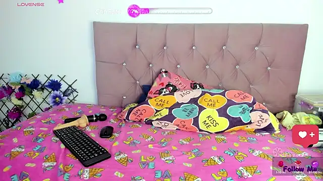 nicol jone1 online show from 03/11/25, 11:26