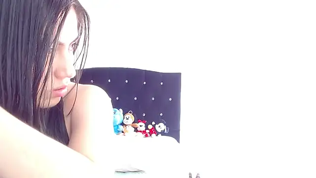 Snapshot of Bonny_Bonss chatting on 06/12/26, 08:28 Bonny Bonss online show from 06/12/26, 08:28