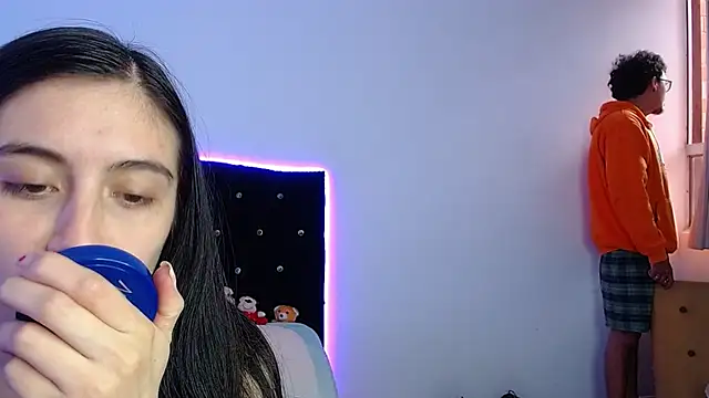 Snapshot of Bonny_Bonss chatting on 06/19/26, 10:47 Bonny Bonss online show from 06/19/26, 10:47