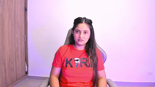 Snapshot of Isa_squirt1 chatting on 02/14/26, 03:29 Isa squirt1 online show from 02/14/26, 03:29