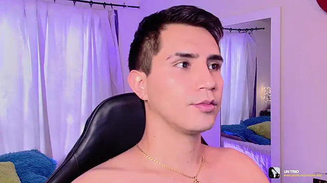 Snapshot of Chris_Maddox chatting on 11/15/25, 07:29 Chris Maddox online show from 11/15/25, 07:29