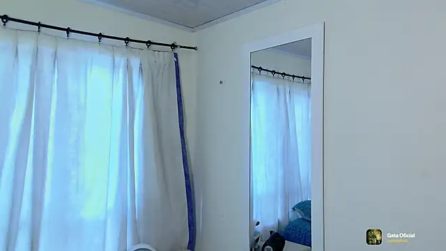 Snapshot of Chris_Maddox chatting on 11/06/25, 06:34 Chris Maddox online show from 11/06/25, 06:34