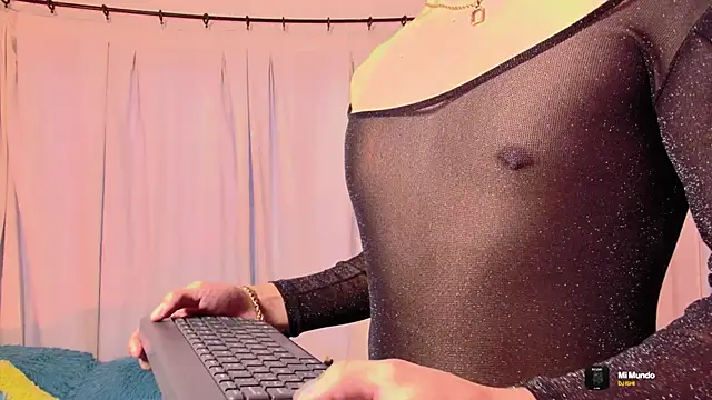 Snapshot of Chris_Maddox chatting on 11/20/25, 09:15 Chris Maddox online show from 11/20/25, 09:15