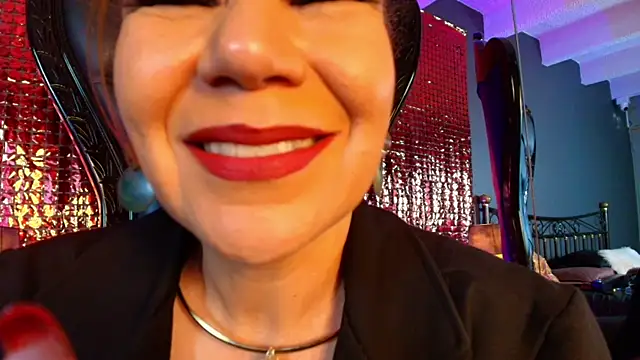 MelaniaKnauss online show from 10/20/25, 08:31