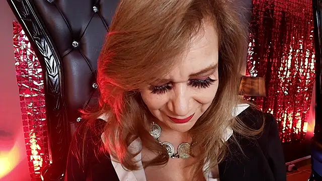 MelaniaKnauss online show from 12/19/25, 08:44