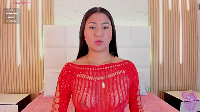 Iris Thompson  online show from 03/15/26, 04:08