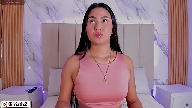 Iris Thompson  online show from 02/15/26, 08:41