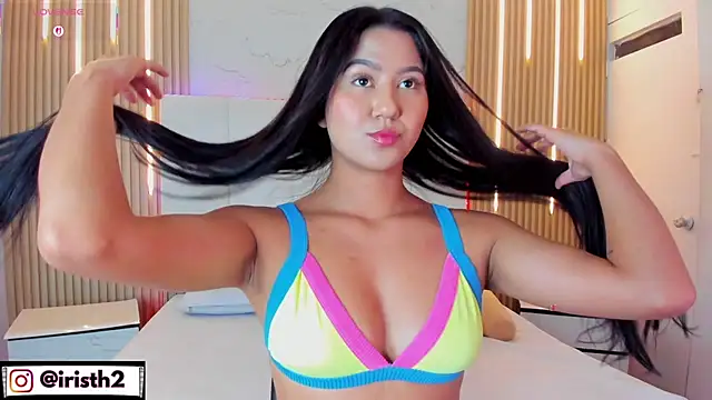 Iris Thompson  online show from 11/11/25, 03:45