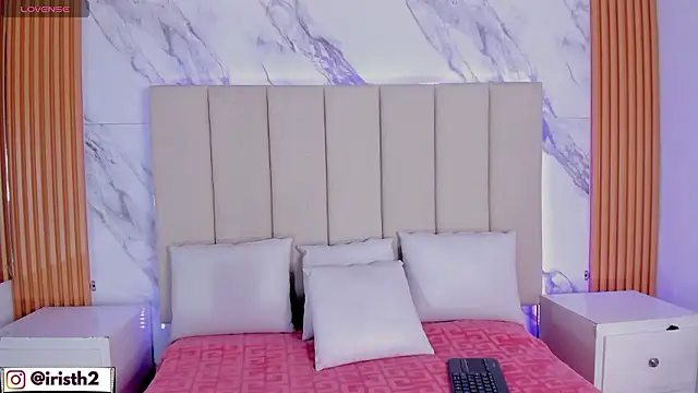 Iris Thompson  online show from 01/14/26, 05:00