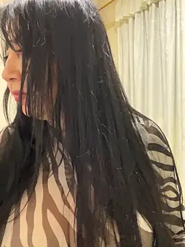 Snapshot of eva_sexx69 chatting on 10/25/25, 12:32 eva sexx69 online show from 10/25/25, 12:32