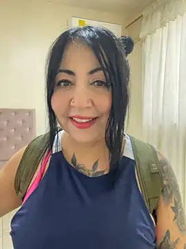 Snapshot of eva_sexx69 chatting on 11/24/25, 12:05 eva sexx69 online show from 11/24/25, 12:05