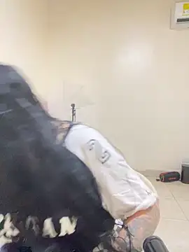 Snapshot of eva_sexx69 chatting on 11/12/25, 12:20 eva sexx69 online show from 11/12/25, 12:20