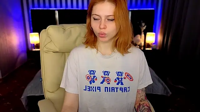 Snapshot of Sasha_Exclusive chatting on 10/23/25, 12:59 Sasha Exclusive online show from 10/23/25, 12:59