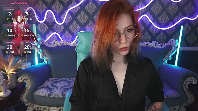 Snapshot of Sasha_Exclusive chatting on 03/11/25, 10:18 Sasha Exclusive online show from 03/11/25, 10:18