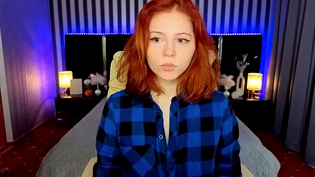 Snapshot of Sasha_Exclusive chatting on 11/03/25, 01:47 Sasha Exclusive online show from 11/03/25, 01:47