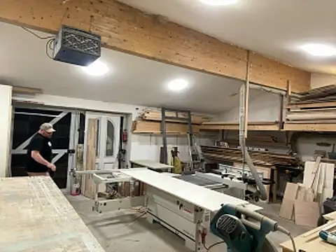 Snapshot of Thenakedjoiner1 chatting on 02/24/26, 02:18 Thenakedjoiner1 online show from 02/24/26, 02:18