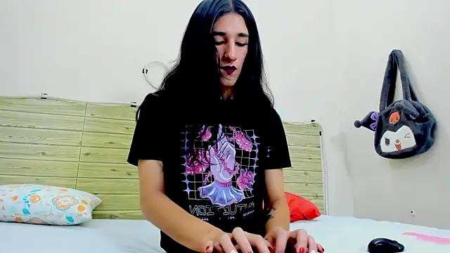 Evil Queen13 online show from 11/20/25, 08:09