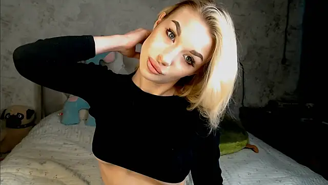 Ella Milla online show from 04/07/26, 12:51