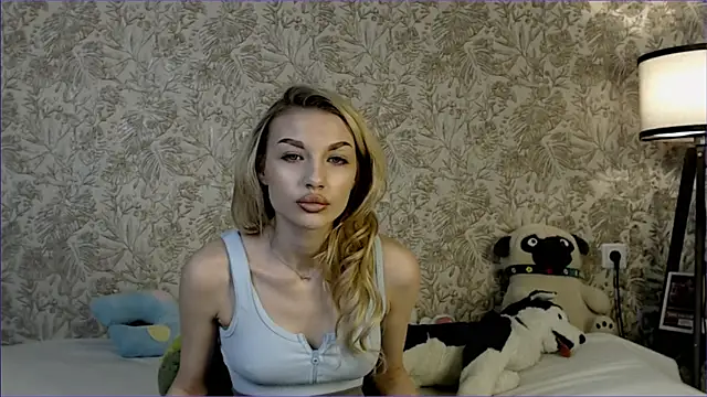 Ella Milla online show from 11/05/25, 10:07