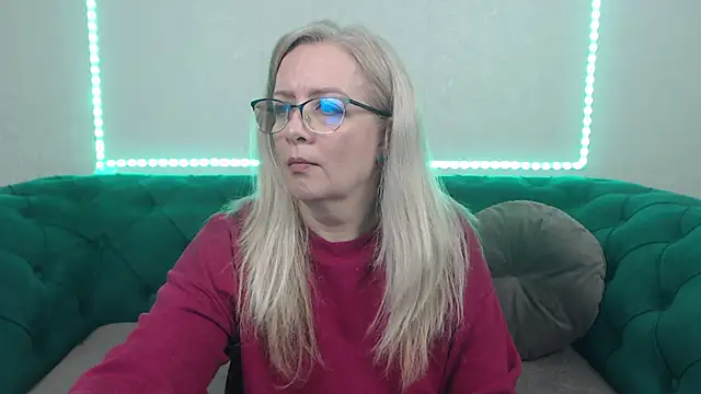 IvanaCharm online show from 04/03/26, 03:13