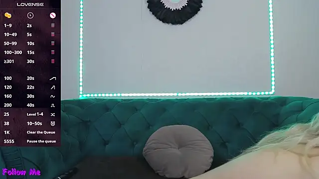 IvanaCharm online show from 10/10/25, 03:40