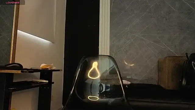 YummyDuooo online show from 10/22/25, 12:04