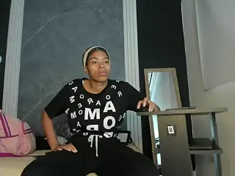 YummyDuooo online show from 02/28/25, 12:52