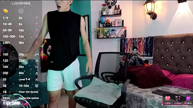 flowers18 online show from 12/04/25, 10:53