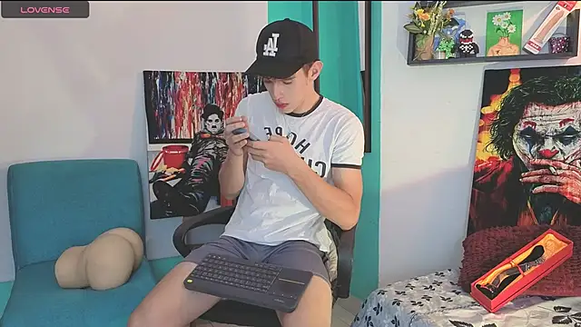 flowers18 online show from 04/13/26, 10:25