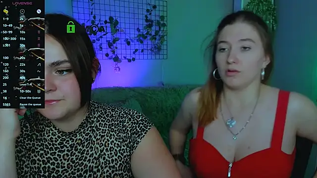 Snapshot of daisy_candy chatting on 09/21/25, 07:41 daisy candy online show from 09/21/25, 07:41