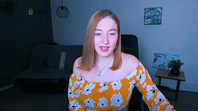 Snapshot of daisy_candy chatting on 12/20/24, 09:43 daisy candy online show from 12/20/24, 09:43