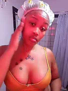 Snapshot of Drippincaty chatting on 12/28/24, 03:48 Drippincaty online show from 12/28/24, 03:48