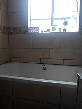 Snapshot of Drippincaty chatting on 09/19/25, 10:08 Drippincaty online show from 09/19/25, 10:08