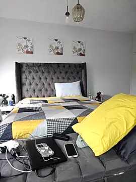 Snapshot of Drippincaty chatting on 11/25/25, 08:47 Drippincaty online show from 11/25/25, 08:47