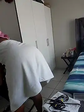 Snapshot of Drippincaty chatting on 01/22/25, 10:07 Drippincaty online show from 01/22/25, 10:07