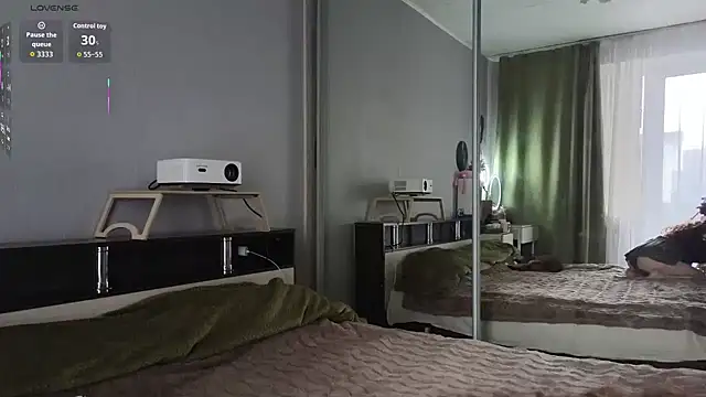 Curly Moon online show from 03/09/26, 09:02