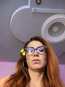 Snapshot of antonhella1 chatting on 02/18/26, 05:20 antonhella1 online show from 02/18/26, 05:20