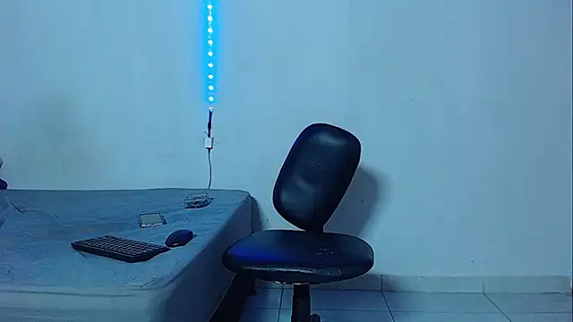 Snapshot of mikecoper_23 chatting on 11/09/25, 01:26 mikecoper 23 online show from 11/09/25, 01:26