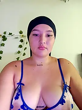 Snapshot of Celeste_camila18 chatting on 09/27/25, 02:23 Celeste camila18 online show from 09/27/25, 02:23