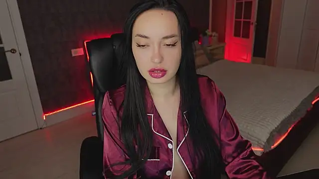 Miss Elia online show from 03/10/25, 11:27