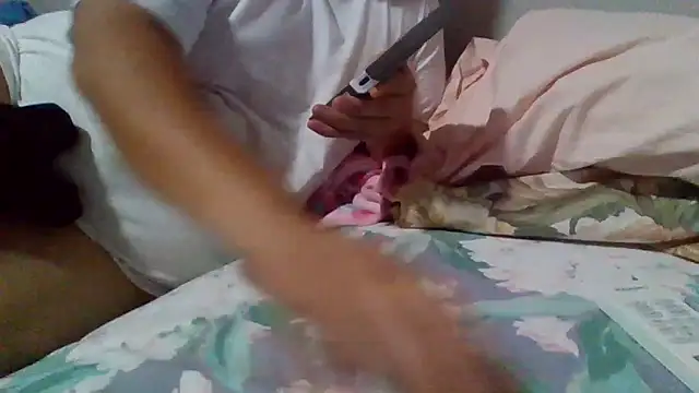 Snapshot of Whiper2024 chatting on 09/30/25, 04:40 Whiper2024 online show from 09/30/25, 04:40