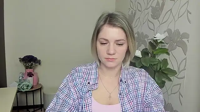 MariaSttone online show from 03/19/25, 01:29