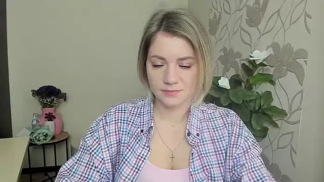 MariaSttone online show from 03/19/25, 10:11