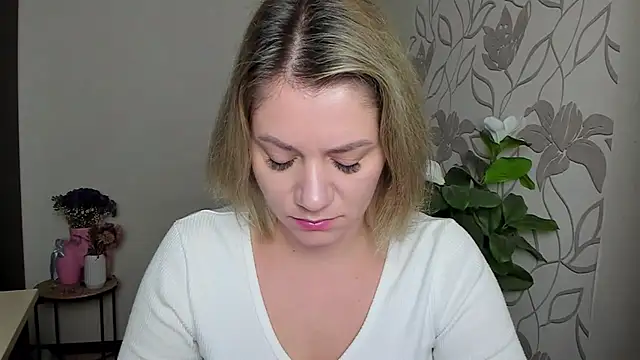 MariaSttone online show from 10/03/25, 02:18