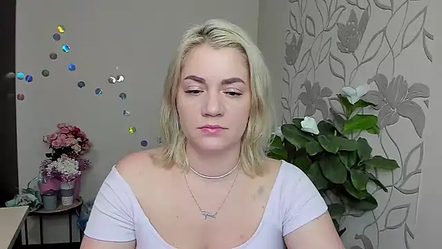 MariaSttone online show from 11/30/25, 06:41